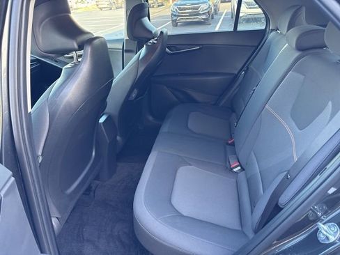 Certified 2024 Kia Niro LX image 27