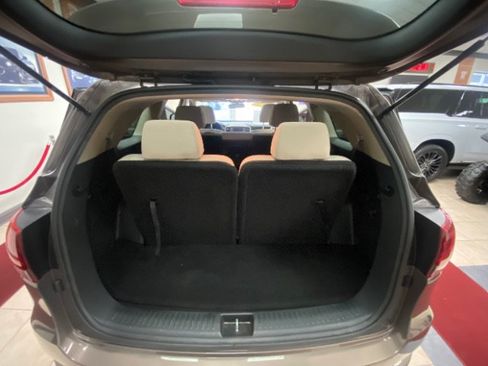 Used 2020 Kia Sorento S FWD image 6