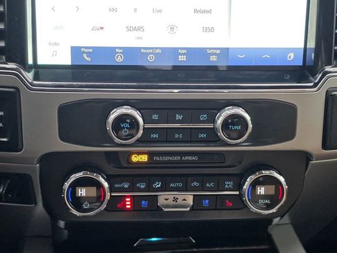 Used 2022 Ford F250 Lariat w/ Chrome Package image 24