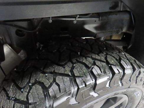 Used 2022 RAM 2500 Laramie w/ Night Edition AWD/4WD image 40