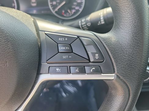 Certified 2024 Nissan Sentra SV FWD image 20