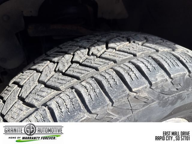 Used 2014 Ford F150 FX4 w/ Equipment Group 402A Luxury AWD/4WD image 28