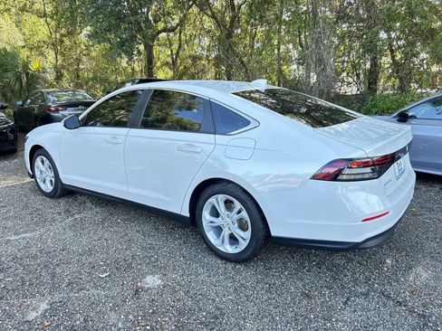 Certified 2025 Honda Accord LX image 6