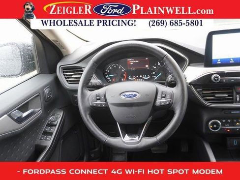 Used 2020 Ford Escape SEL image 14