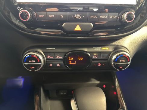 Certified 2022 Kia Soul GT-Line FWD image 24