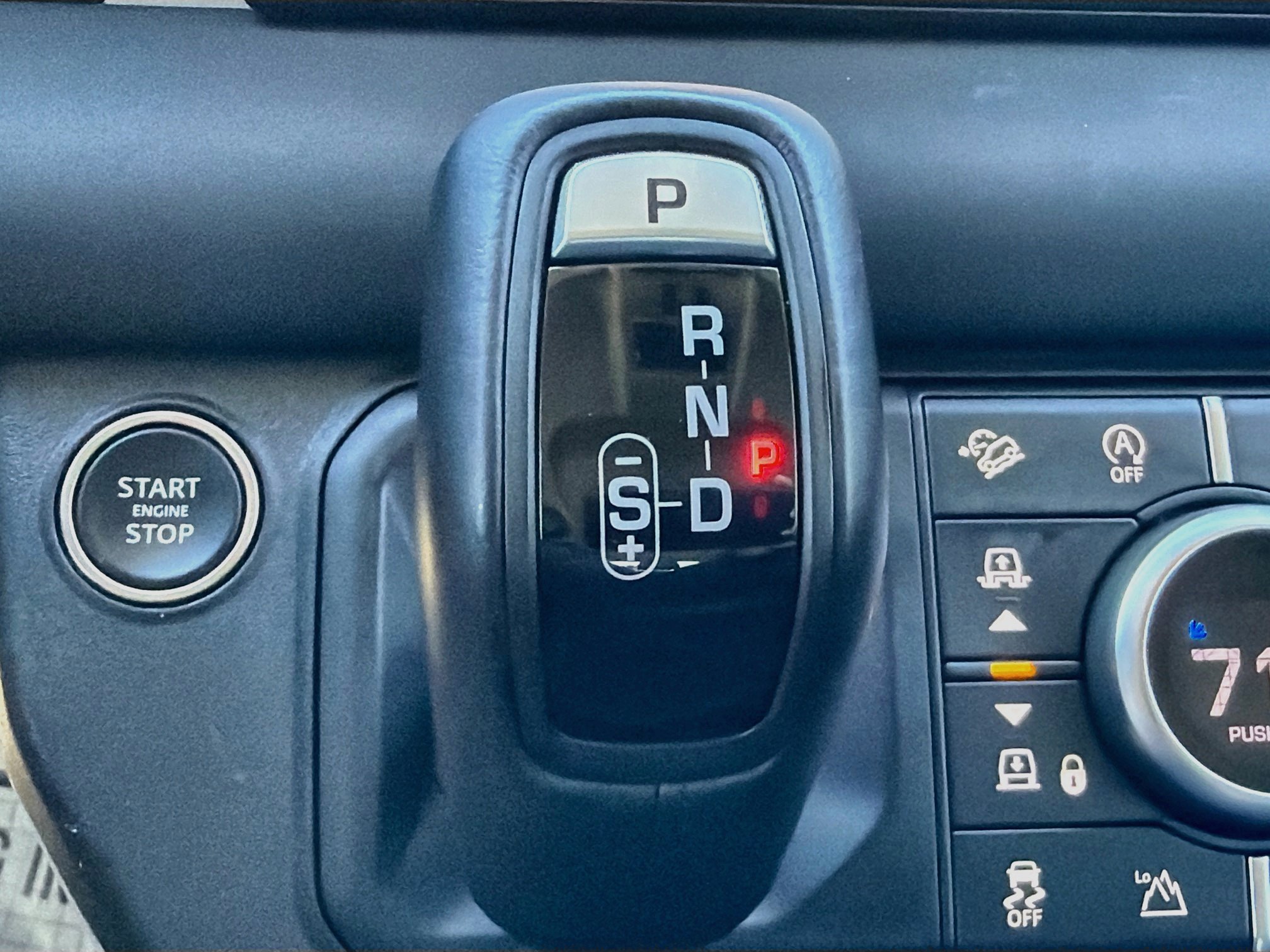 Used 2024 Land Rover Defender 110 S AWD/4WD image 26