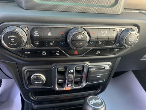 Used 2020 Jeep Wrangler Unlimited Sport S image 19