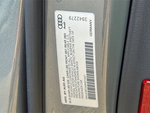 Used 2024 Audi A6 Premium Plus image 35