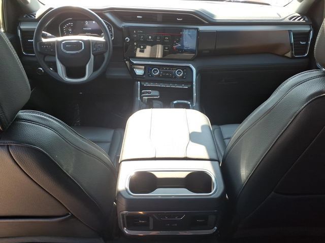 Used 2023 GMC Sierra 1500 Denali w/ Denali Reserve Package AWD/4WD image 7