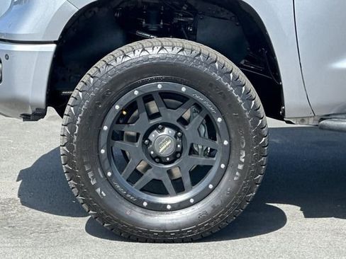 Used 2021 Toyota Tundra Platinum image 31
