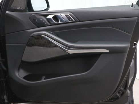 Used 2026 BMW X7 M60i image 12