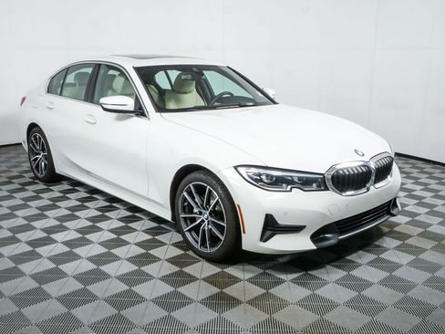 Used 2019 BMW 330i Sedan w/ Convenience Package RWD image 1
