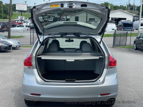 Used 2010 Toyota Venza FWD image 27