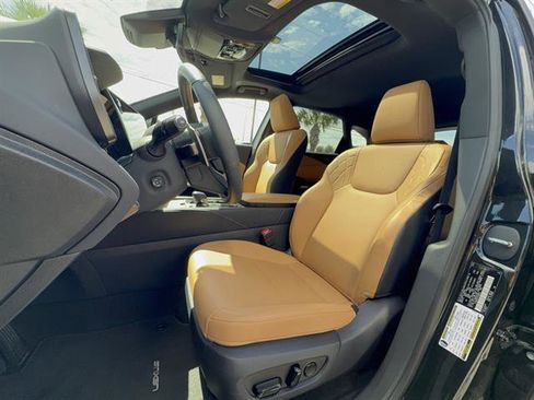 Used 2025 Lexus RX 350 Premium w/ Convenience Package image 10