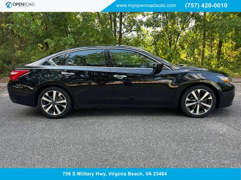 Used 2016 Nissan Altima 3.5 SR FWD image 1