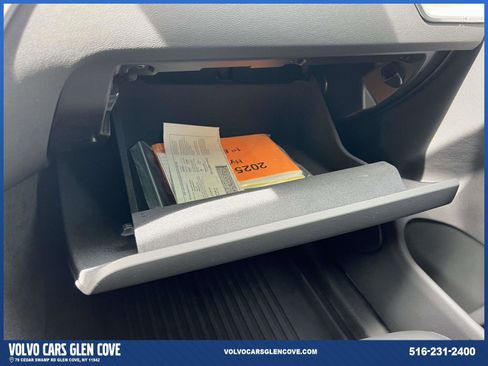 Certified 2025 Volvo XC60 B5 Core w/ Protection Package Premier image 34