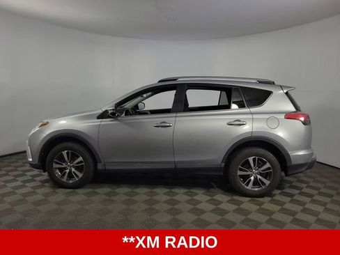 Used 2018 Toyota RAV4 XLE w/ Plus Extra Value Package AWD/4WD image 5