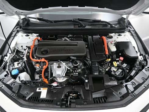 Used 2024 Honda Accord Touring image 11