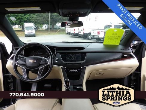 Used 2019 Cadillac XT5 Premium Luxury FWD image 13