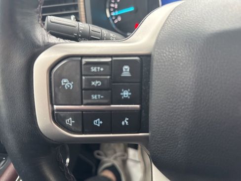 Used 2023 Ford Expedition Limited image 15