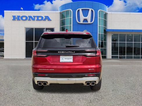 Used 2025 GMC Acadia Denali w/ Super Cruise Package AWD/4WD image 4