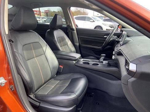 Certified 2022 Nissan Altima 2.5 SR image 17