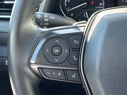 Used 2022 Toyota Camry SE w/ Carpet Mat Package (TMS) image 16