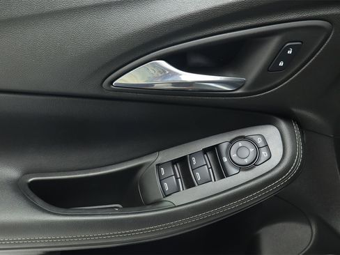 Used 2022 Buick Encore GX Preferred w/ Cold Weather Comfort Package image 10