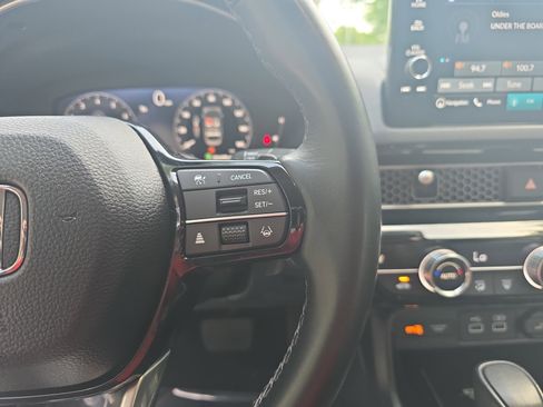 Used 2024 Honda Civic Touring image 17