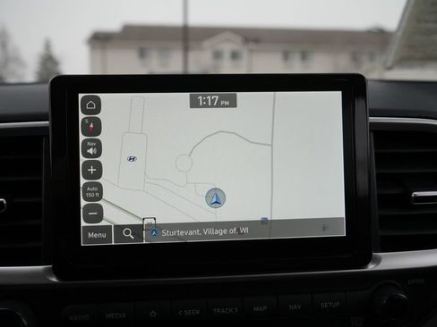 Certified 2023 Hyundai Venue Limited w/ Cargo Package image 34