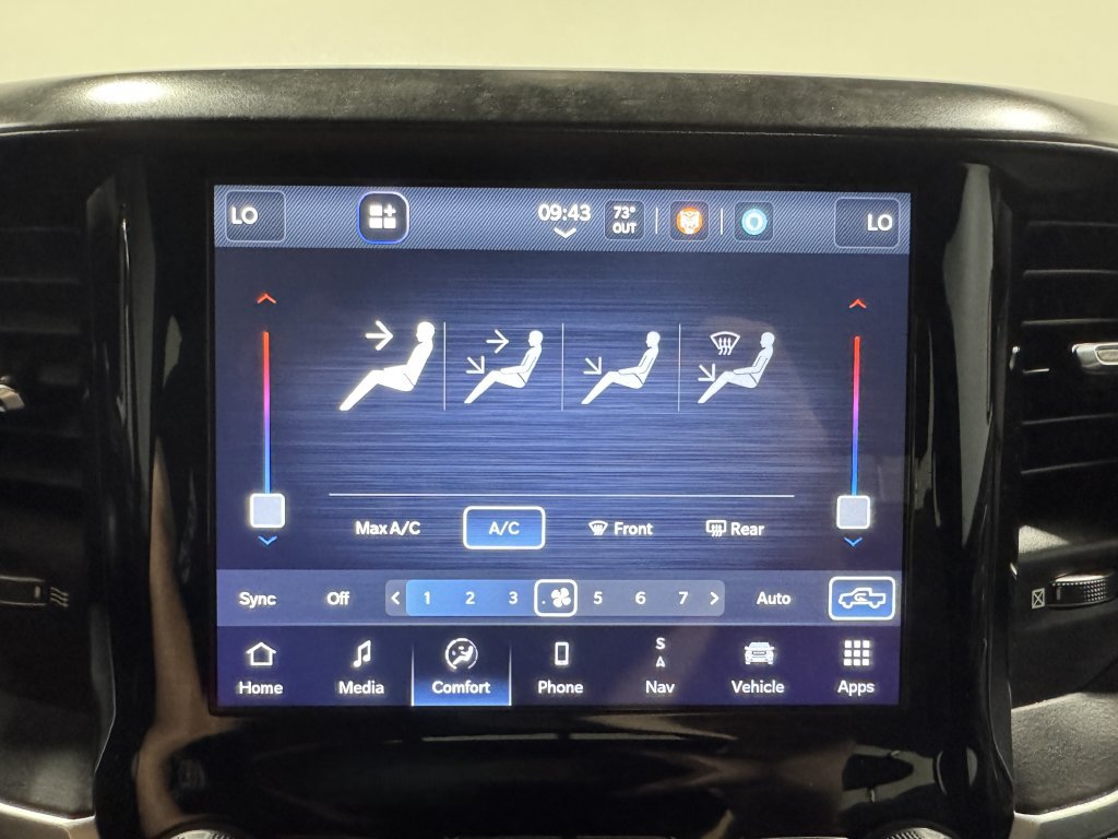 Used 2022 RAM 1500 Big Horn AWD/4WD image 36