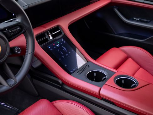 Certified 2023 Porsche Taycan Turbo AWD/4WD image 13