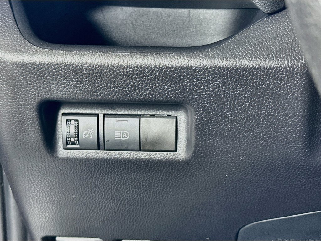 Certified 2025 Toyota RAV4 LE FWD image 10