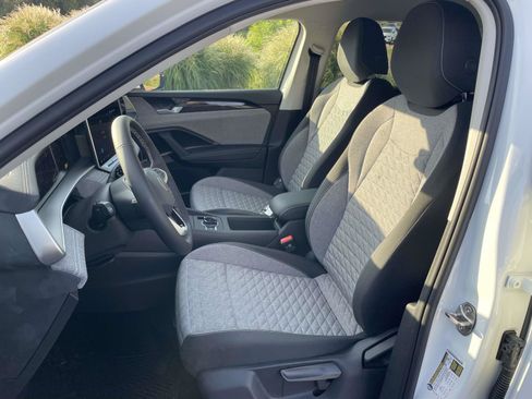 New 2026 Volkswagen Tiguan S FWD image 17