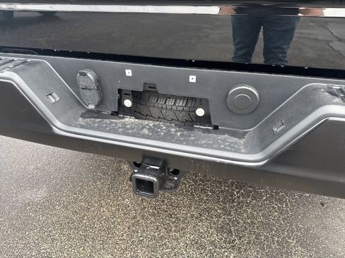 New 2026 Chevrolet Silverado 1500 W/T w/ LPO, Dark Essentials Package AWD/4WD image 17