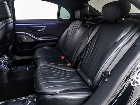 Used 2023 Mercedes-Benz S 500 4MATIC image 9