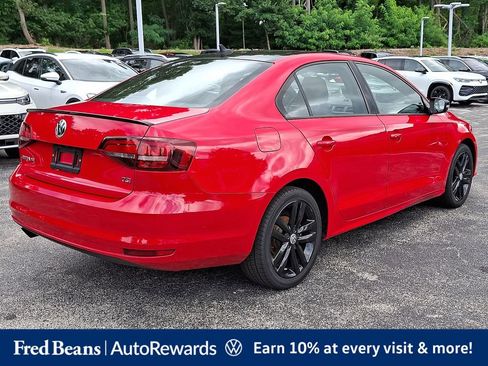 Used 2018 Volkswagen Jetta Sport FWD image 7