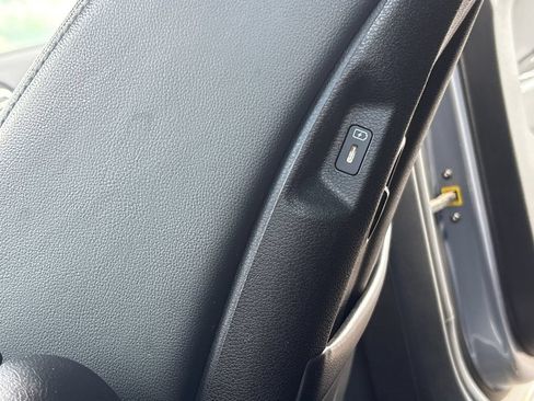 Used 2023 Kia Sportage EX FWD image 17