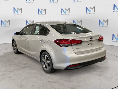 Used 2018 Kia Forte LX w/ LX Popular Package FWD image 3