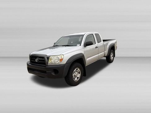 Used 2007 Toyota Tacoma 4x4 Access Cab V6 w/ Convenience Pkg image 10
