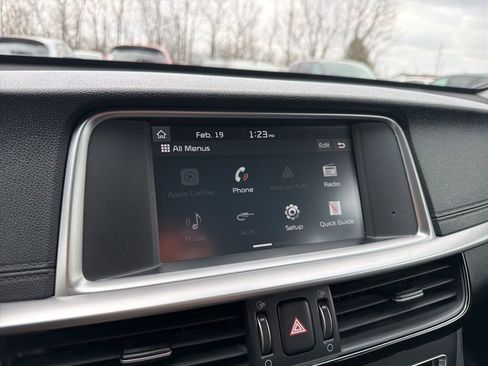 Used 2020 Kia Optima LX image 29