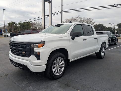 Used 2023 Chevrolet Silverado 1500 Custom image 8