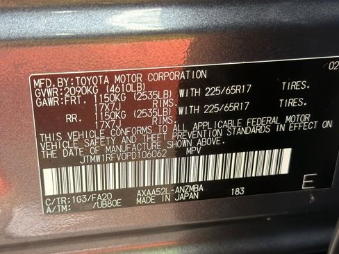 Certified 2023 Toyota RAV4 XLE FWD image 28