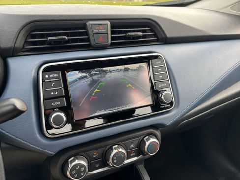 Used 2025 Nissan Versa SV FWD image 22