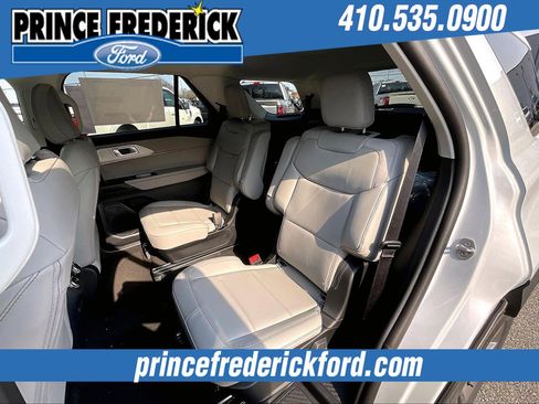 New 2026 Ford Explorer Active w/ Active Comfort Package image 10