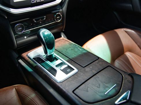 Used 2014 Maserati Ghibli S Q4 AWD/4WD image 36