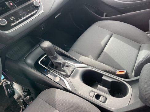 Used 2024 Toyota Corolla LE image 18