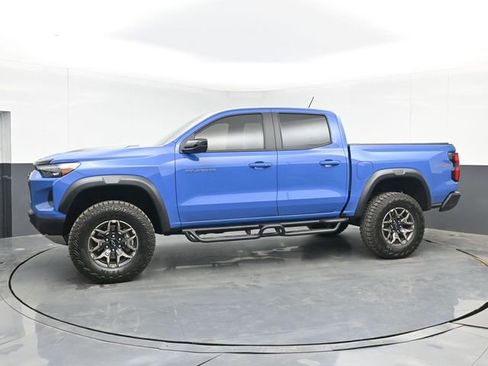 Used 2026 Chevrolet Colorado ZR2 image 11
