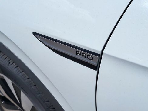 Used 2023 Volkswagen ID.4 Pro RWD image 27
