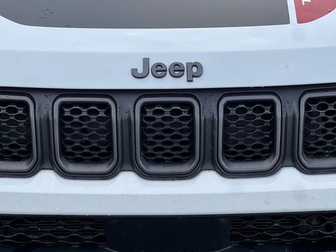 Used 2024 Jeep Compass Trailhawk image 46